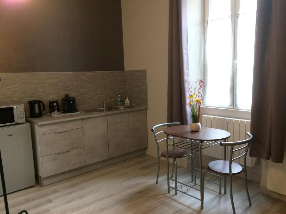 Les Conches, Chambres D'Hotes Et Gite Thiviers Exterior foto
