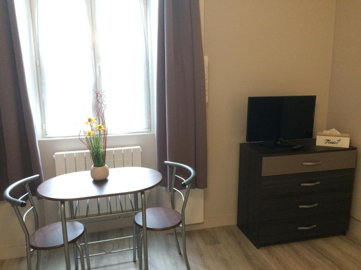Les Conches, Chambres D'Hotes Et Gite Thiviers Exterior foto