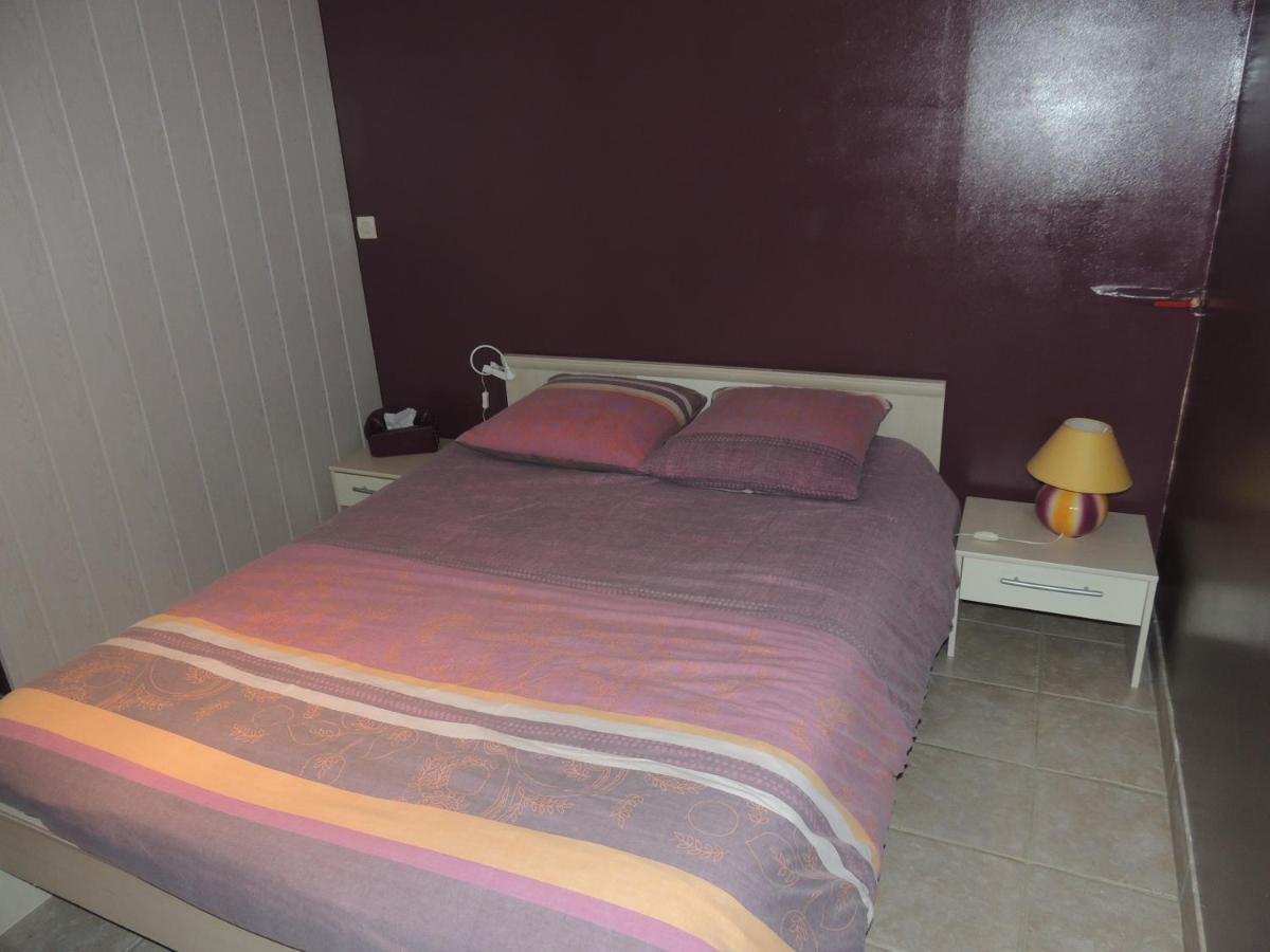 Les Conches, Chambres D'Hotes Et Gite Thiviers Exterior foto