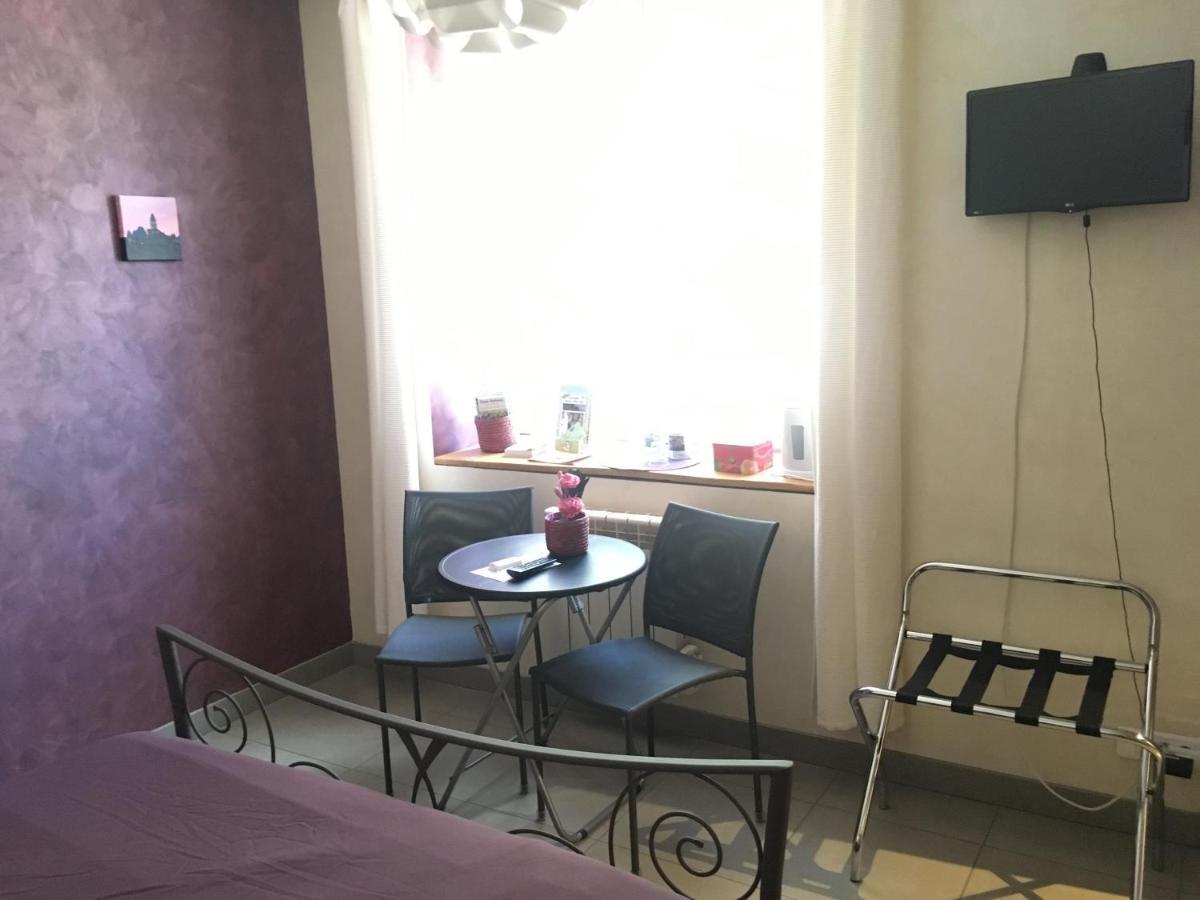 Les Conches, Chambres D'Hotes Et Gite Thiviers Exterior foto